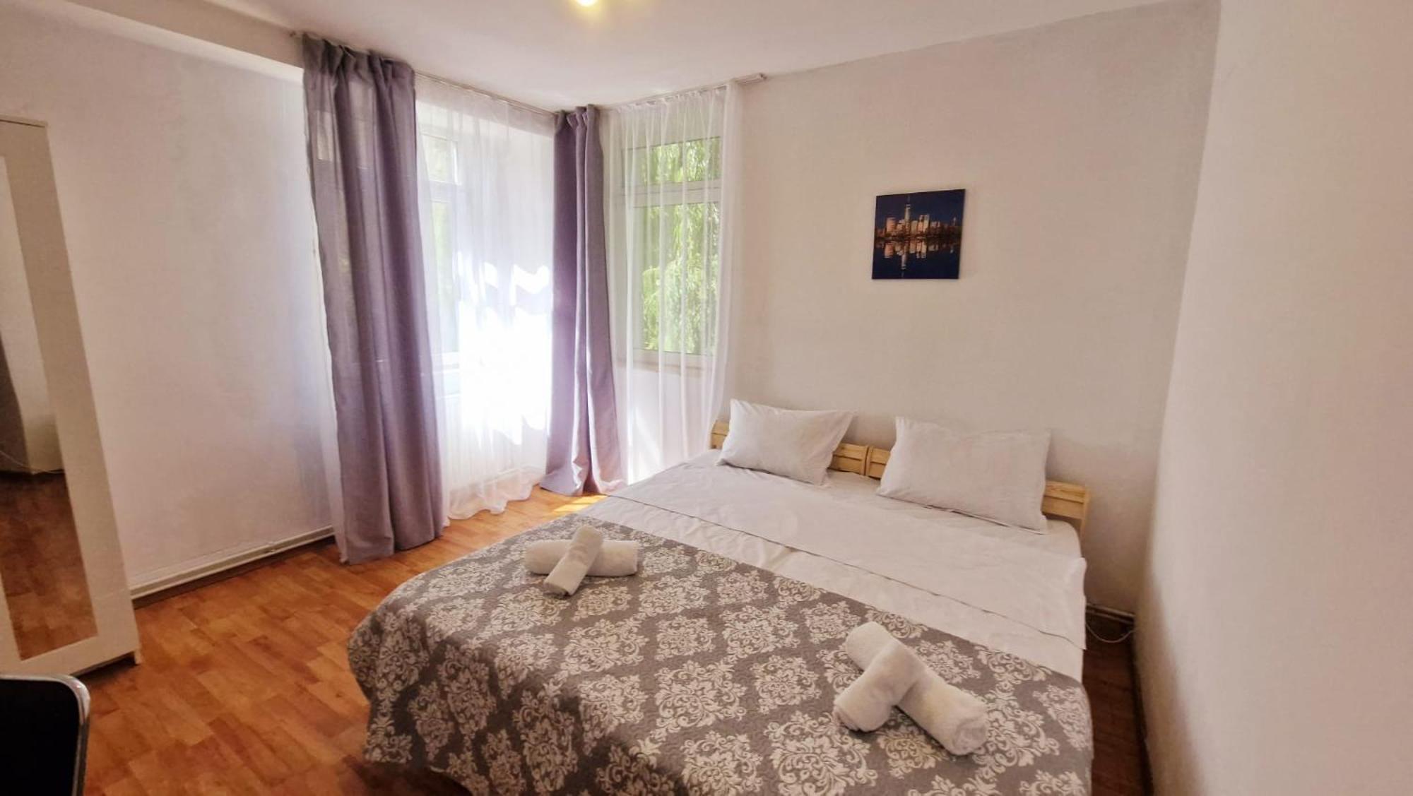 Stephanie Apartment-centru Civic * בראשוב