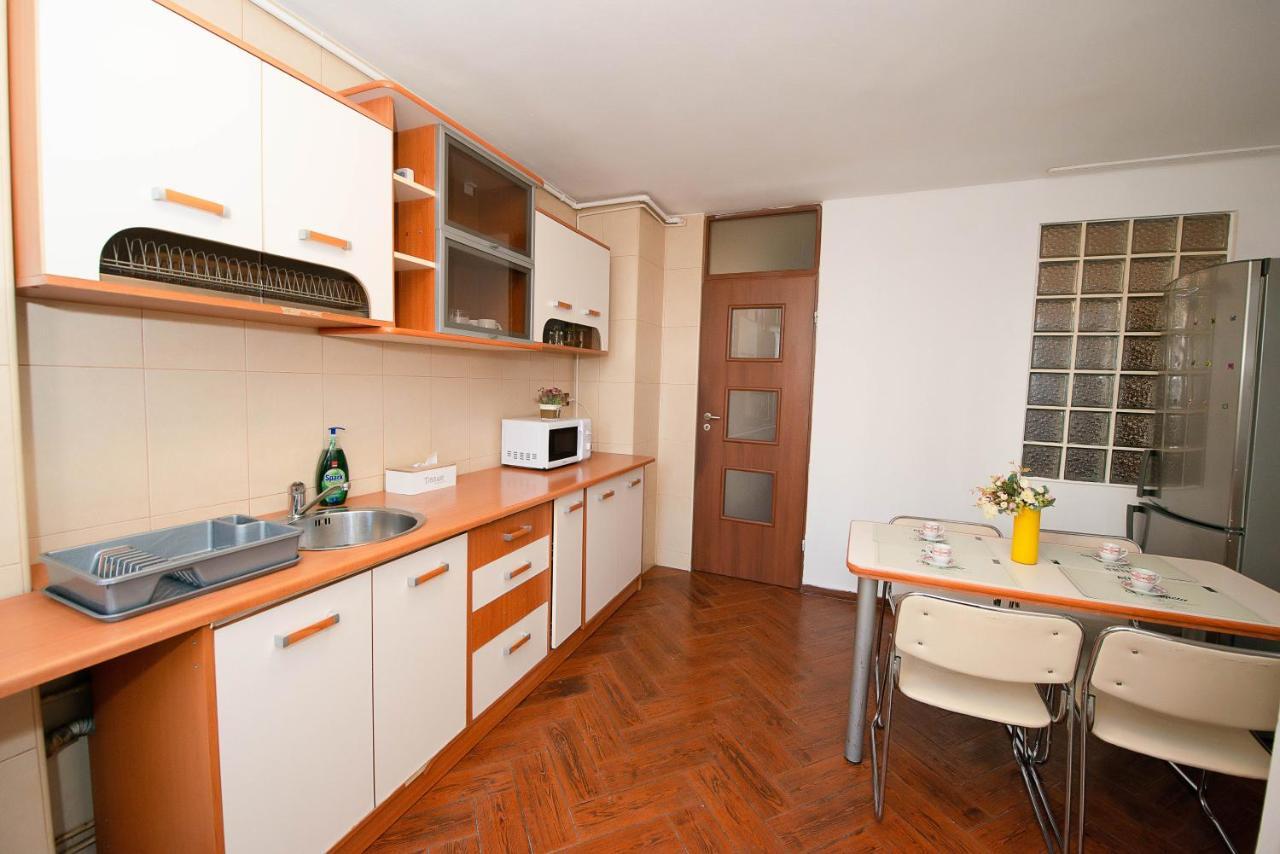 Stephanie Apartment-centru Civic * בראשוב