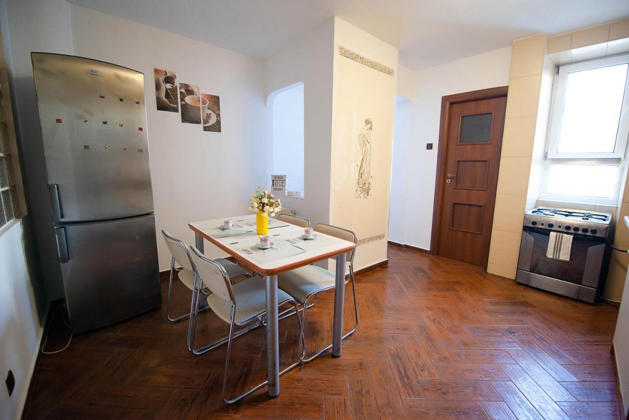Homestay Stephanie Apartment-centru Civic